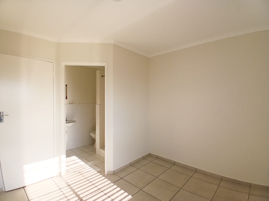 1 Bedroom Property for Sale in Protea Heights Western Cape
